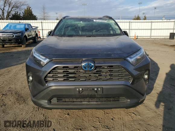 2024 Toyota RAV4 Hybrid XLE Premium with VIN 4T3B6RFV9RU155329, listed as a Copart auction lot 46131295 with 47,961 mi miles and Salvage Title. Bid and sale history available at DreamBid. Image 5.