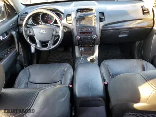 2013 Kia Sorento EX with VIN 5XYKUDA20DG335652, listed as a Copart auction lot 82519494 with 107,705 mi miles and Clean Title. Bid and sale history available at carsss.com. Image 8.