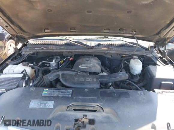 2005 Chevrolet Tahoe LS with VIN 1GNEC13V85R268525, listed as a IAAI auction lot 42637662 with 186,989 mi miles and . Bid and sale history available at DreamBid. Image 10.