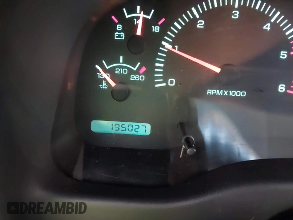 1998 Dodge Dakota SLT z VIN 1B7GL22YXWS762222, wystawiony jako IAAI lot #41250956 z przebiegiem 195 027 mil mil oraz . Historia ofert i sprzedaży dostępna na DreamBid. Obrazek 7.