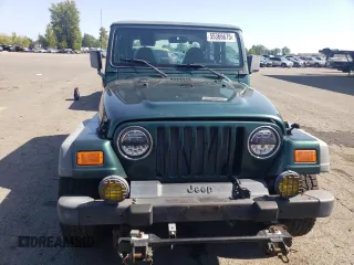 2000 Jeep Wrangler SE with VIN 1J4FA29P3YP751755, listed as a Copart auction lot 55366675 with 114,493 mi miles and Clean title. Bid and sale history available at DreamBid. Image 5.
