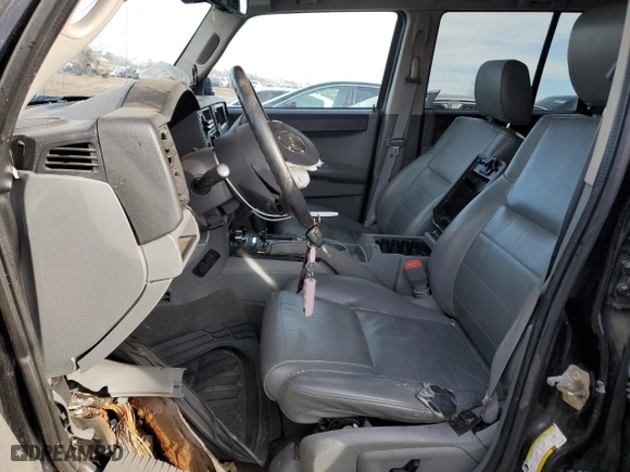 2007 Jeep Commander Sport with VIN 1J8HG48P07C608996, listed as a Copart auction lot 42580725 with 212,116 mi miles and Non Repairable. Bid and sale history available at carsss.com. Image 7.