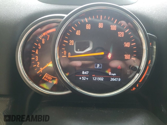 2018 MINI Countryman Cooper с VIN WMZYV5C31J3E04614, выставлен на аукционе Copart как лот 57802375 с пробегом 121 302 миль миль и Списание • Salvage title. История ставок и продаж доступна на DreamBid. Изображение 9.