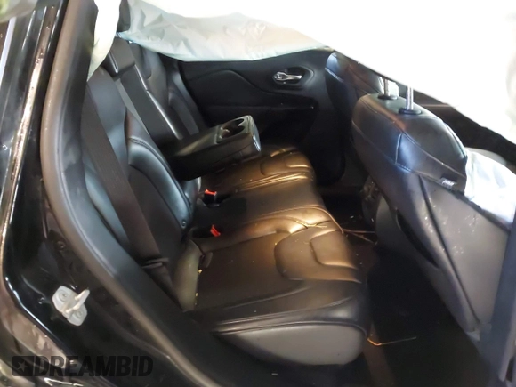 2019 Jeep Cherokee Latitude Plus with VIN 1C4PJMLX7KD283570, listed as a IAAI auction lot 41922700 with 106,829 mi miles and . Bid and sale history available at DreamBid. Image 8.