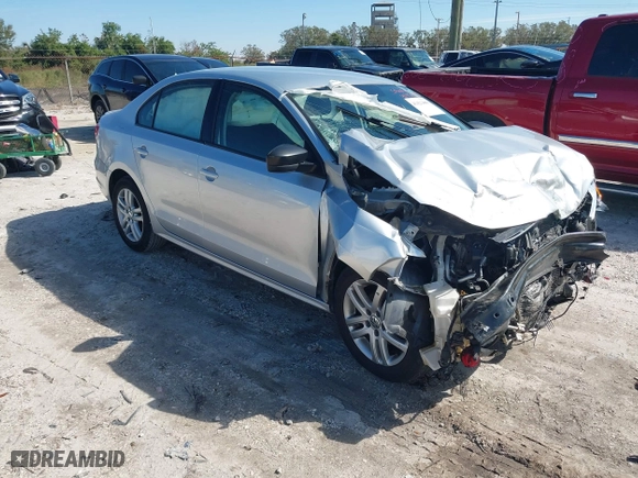 2015 Volkswagen Jetta Sedan 2.0L S with VIN 3VW2K7AJXFM239755, listed as a IAAI auction lot 41421480 with NaN miles. Bid and sale history available at carsss.com. Image 1.