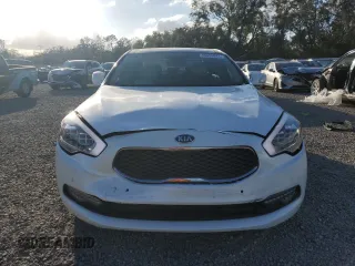 2015 Kia K900 Luxury with VIN KNALW4D4XF6018461, listed as a Copart auction lot 86055044 with 147,141 mi miles and Salvage Title. Bid and sale history available at carsss.com. Image 5.