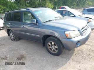 2005 Toyota Highlander z VIN JTEEP21A150084868, wystawiony jako IAAI lot #42421690 z przebiegiem 221 692 mil mil oraz . Historia ofert i sprzedaży dostępna na DreamBid. Obrazek 1.