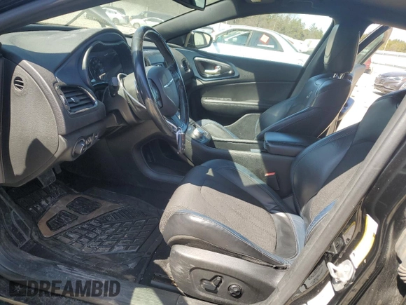 2015 Chrysler 200 S with VIN 1C3CCCBB7FN557539, listed as a Copart auction lot 52208975 with 169,877 mi miles and Clean Title. Bid and sale history available at DreamBid. Image 7.