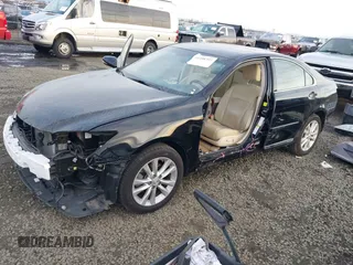 2010 Lexus ES 330 with VIN JTHBK1EG3A2410259, listed as a IAAI auction lot 41408397 with 59,198 mi miles and . Bid and sale history available at DreamBid. Image 2.