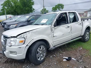 2008 Ford Explorer Sport Trac Limited с VIN 1FMEU33E78UA20653, выставлен на аукционе IAAI как лот 42178143 с пробегом 168 105 миль миль и . История ставок и продаж доступна на DreamBid. Изображение 6.