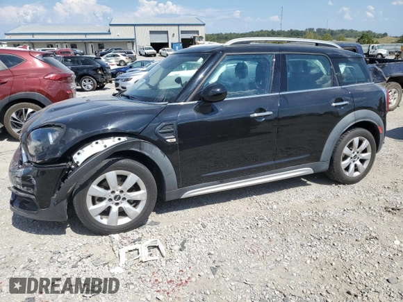 2019 MINI Countryman Cooper with VIN WMZYS7C53K3F45790, listed as a Copart auction lot 70403734 with 51,196 mi miles and Salvage Title. Bid and sale history available at carsss.com. Image 1.