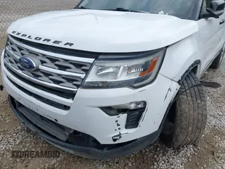 2018 Ford Explorer XLT with VIN 1FM5K8D82JGB43194, listed as a IAAI auction lot 39942301 with 123,033 mi miles and . Bid and sale history available at carsss.com. Image 6.