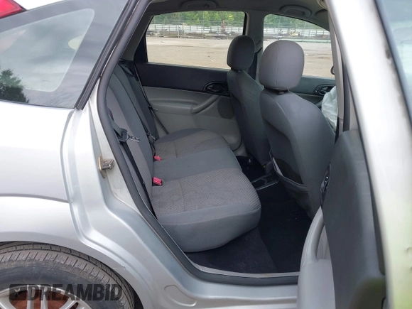 2005 Ford Focus S with VIN 3FAFP37N05R132259, listed as a IAAI auction lot 42474574 with 276,742 mi miles and . Bid and sale history available at DreamBid. Image 8.