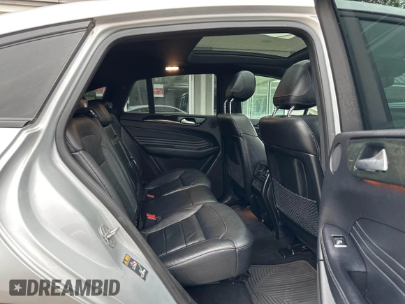 2016 Mercedes-Benz GLE 450 AMG z VIN 4JGED6EB2GA022427, wystawiony jako IAAI lot #42477745 z przebiegiem 221 851 mil mil oraz . Historia ofert i sprzedaży dostępna na DreamBid. Obrazek 8.
