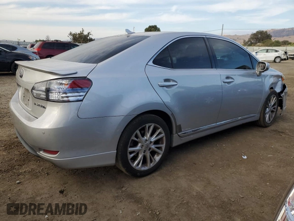 2010 Lexus HS 250h with VIN JTHBB1BA6A2031577, listed as a Copart auction lot 70838814 with 195,160 mi miles and Salvage Title. Bid and sale history available at DreamBid. Image 3.