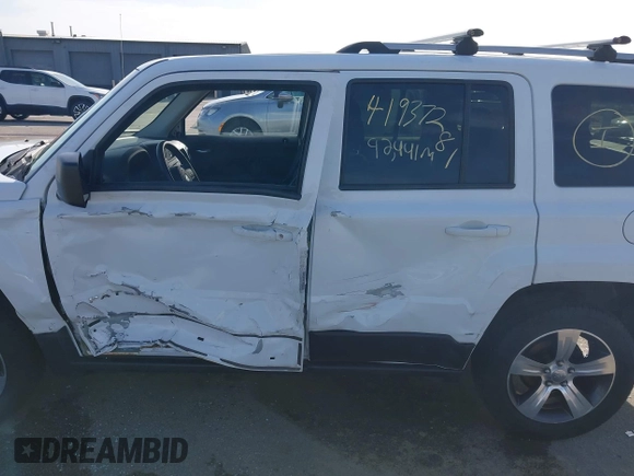 2016 Jeep Patriot High Altitude with VIN 1C4NJRFB3GD580427, listed as a IAAI auction lot 41937281 with 92,441 mi miles and . Bid and sale history available at DreamBid. Image 6.