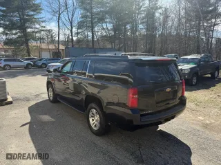 2018 Chevrolet Suburban LT with VIN 1GNSKHKC7JR231877, listed as a Copart auction lot 53403835 with 212,823 mi miles and Clean Title. Bid and sale history available at carsss.com. Image 3.