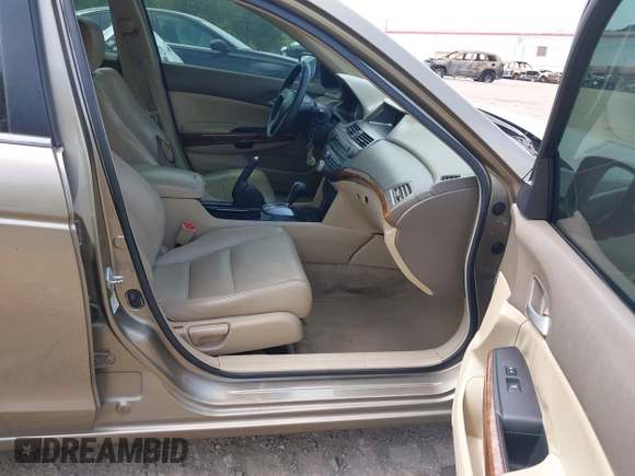 2008 Honda Accord EX with VIN 1HGCP36778A031915, listed as a IAAI auction lot 42007462 with 198,301 mi miles and . Bid and sale history available at DreamBid. Image 5.