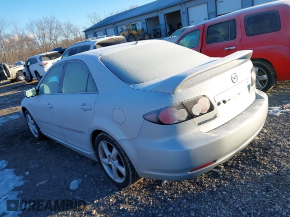 2008 Mazda 6 i Sport VE with VIN 1YVHP80C185M14226, listed as a IAAI auction lot 41424080 with 178,816 mi miles and . Bid and sale history available at carsss.com. Image 3.