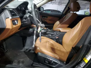2013 BMW 3 Series 335i xDrive z VIN WBA3B9G54DNP39469, wystawiony jako Copart lot #43903795 z przebiegiem 92 003 mil mil oraz Szkoda całkowita • Salvage title. Historia ofert i sprzedaży dostępna na DreamBid. Obrazek 7.