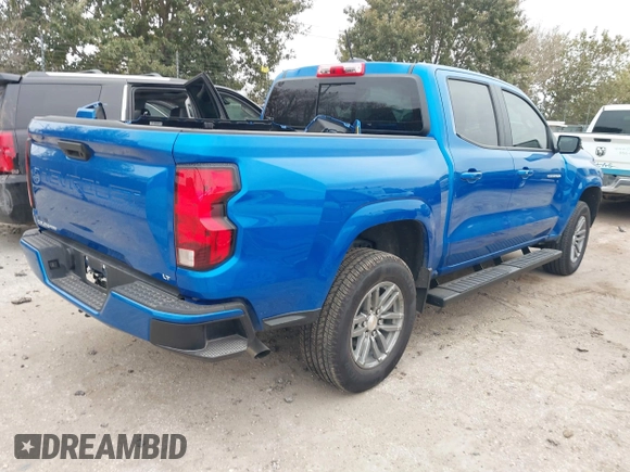 2024 Chevrolet Colorado 2WD LT z VIN 1GCGSCECXR1154560, wystawiony jako IAAI lot #41388658 z przebiegiem 12 909 mil mil oraz . Historia ofert i sprzedaży dostępna na DreamBid. Obrazek 4.