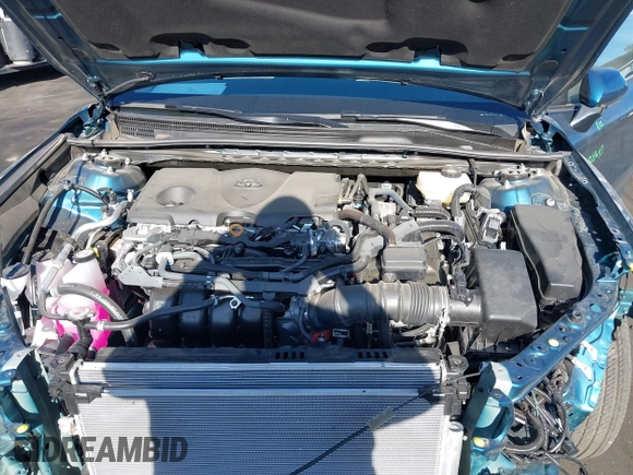 2025 Toyota Camry LE z VIN 4T1DAACK0SU038983, wystawiony jako IAAI lot #42300193 z przebiegiem 8 690 mil mil oraz . Historia ofert i sprzedaży dostępna na DreamBid. Obrazek 10.