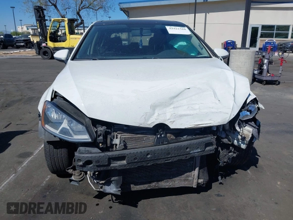 2016 Volkswagen Golf TSI S z VIN 3VW217AU3GM038701, wystawiony jako IAAI lot #42021568 z przebiegiem Nie podano mil oraz . Historia ofert i sprzedaży dostępna na DreamBid. Obrazek 13.