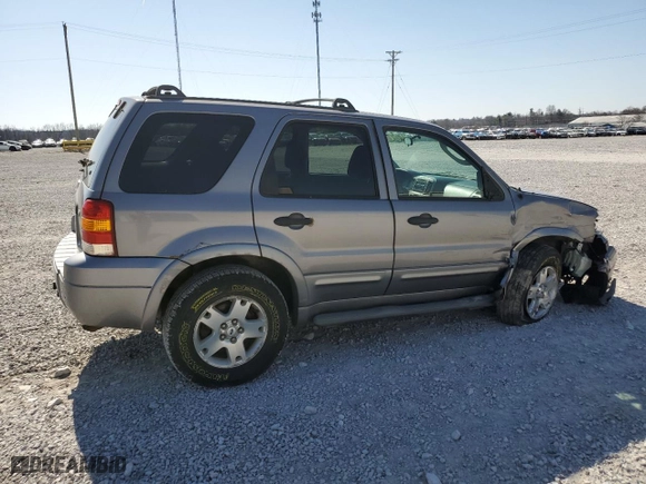 2007 Ford Escape XLT with VIN 1FMYU93117KA75929, listed as a Copart auction lot 48467515 with 156,386 mi miles and Salvage Title. Bid and sale history available at carsss.com. Image 3.