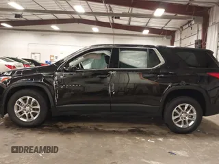 2020 Chevrolet Traverse LS with VIN 1GNEVFKW7LJ257187, listed as a IAAI auction lot 40565965 with 52,913 mi miles. Bid and sale history available at carsss.com. Image 18.