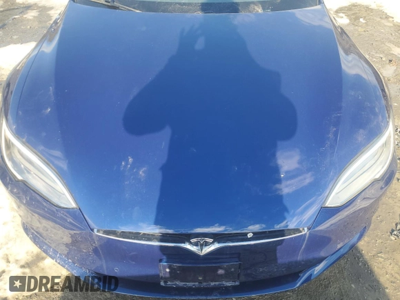2020 Tesla Model S Performance z VIN 5YJSA1E47LF402269, wystawiony jako Copart lot #88001975 z przebiegiem Nie podano mil oraz Szkoda całkowita • Salvage title. Historia ofert i sprzedaży dostępna na DreamBid. Obrazek 11.
