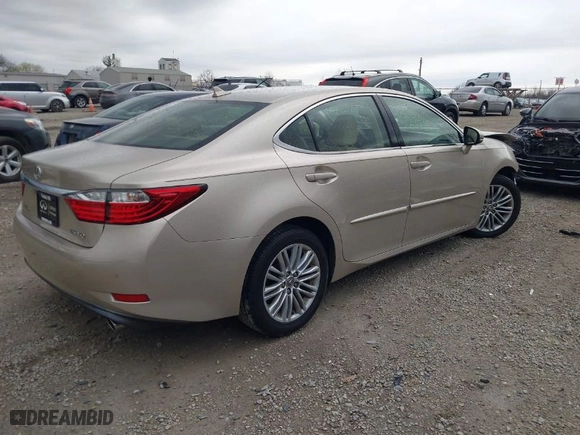 2014 Lexus ES 350 with VIN JTHBK1GG3E2119764, listed as a IAAI auction lot 41934620 with 86,915 mi miles. Bid and sale history available at carsss.com. Image 4.