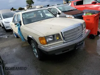 1982 Mercedes-Benz 300 with VIN WDBCB20A2CB029826, listed as a Copart auction lot 78964883 with 213,992 mi miles and Salvage Title. Bid and sale history available at carsss.com. Image 4.