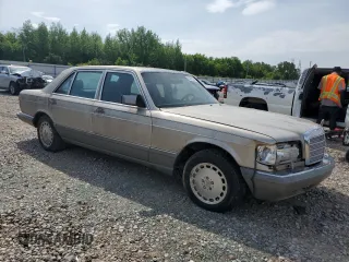 1986 Mercedes-Benz 420 Series 420SEL with VIN WDBCA35D6GA224335, listed as a Copart auction lot 53899235 with 194,582 mi miles and Clean Title. Bid and sale history available at carsss.com. Image 4.