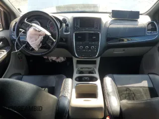 2018 Dodge Grand Caravan SXT z VIN 2C4RDGCG0JR208285, wystawiony jako Copart lot #53359275 z przebiegiem 112 182 mil mil oraz Szkoda całkowita • Salvage title. Historia ofert i sprzedaży dostępna na DreamBid. Obrazek 8.