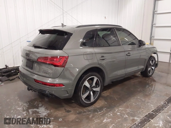2023 Audi Q5 S line Prestige with VIN WA1FAAFY9P2114601, listed as a IAAI auction lot 41757850 with 13,898 mi miles. Bid and sale history available at carsss.com. Image 4.