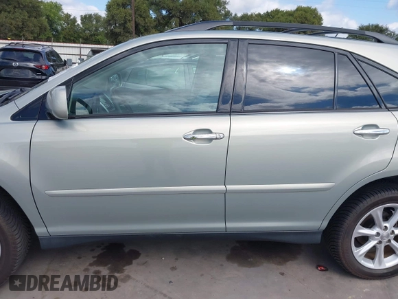 2009 Lexus RX 350 with VIN 2T2HK31U49C127509, listed as a IAAI auction lot 40322708 with 53,625 mi miles and . Bid and sale history available at DreamBid. Image 14.