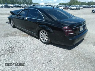 2007 Mercedes-Benz S 5.5L V8 with VIN WDDNG71X37A074898, listed as a IAAI auction lot 42137575 with Not Provided miles. Bid and sale history available at carsss.com. Image 3.