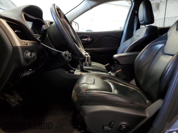 2017 Jeep Cherokee High Altitude с VIN 1C4PJMDS4HW506941, выставлен на аукционе Copart как лот 56949475 с пробегом 159 842 миль миль и Чистый • Clean title. История ставок и продаж доступна на DreamBid. Изображение 7.