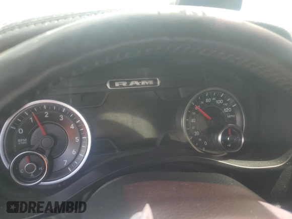 2019 Ram 1500 Laramie z VIN 1C6SRFJT8KN809379, wystawiony jako Copart lot #52827415 z przebiegiem Nie podano mil oraz Czysty tytuł • Clean title. Historia ofert i sprzedaży dostępna na DreamBid. Obrazek 9.