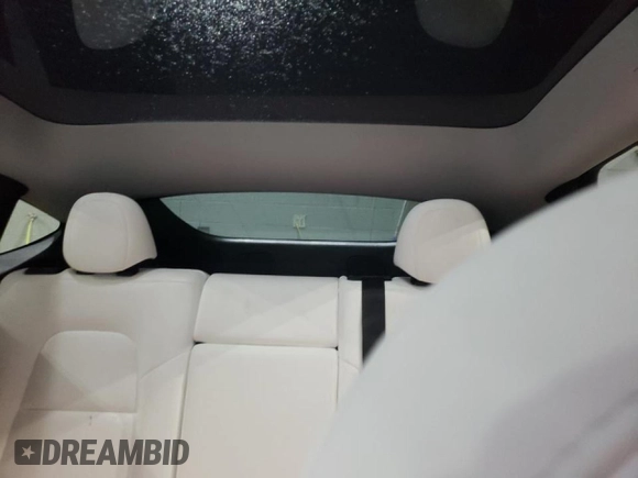 2024 Tesla Model Y Long Range with VIN 7SAYGDEE3RA293367, listed as a Copart auction lot 88109015 with 16,109 mi miles and Salvage Title. Bid and sale history available at DreamBid. Image 10.