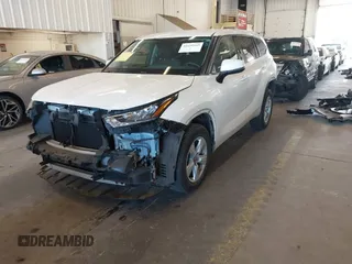 2020 Toyota Highlander LE with VIN 5TDBZRBH4LS020811, listed as a IAAI auction lot 42239163 with 88,757 mi miles and . Bid and sale history available at DreamBid. Image 2.
