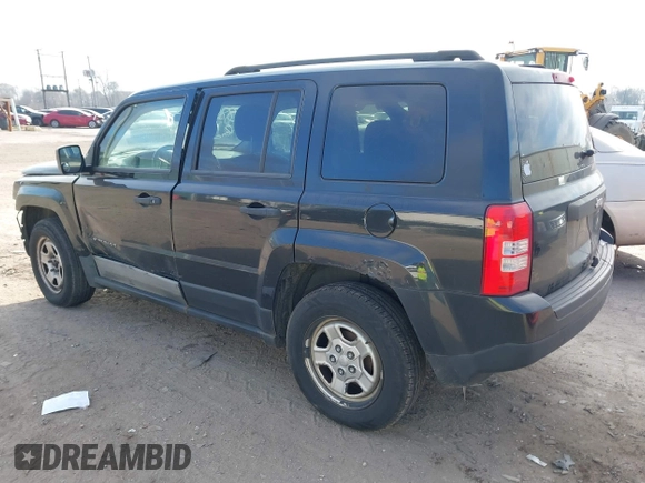 2011 Jeep Patriot Sport with VIN 1J4NT1GA5BD103535, listed as a IAAI auction lot 41018860 with 172,168 mi miles and . Bid and sale history available at carsss.com. Image 3.