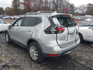2019 Nissan Rogue SL with VIN 5N1AT2MT4KC827489, listed as a IAAI auction lot 41047577 with 76,412 mi miles. Bid and sale history available at carsss.com. Image 3.