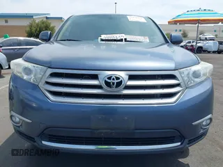 2012 Toyota Highlander Limited с VIN 5TDYK3EH5CS071855, выставлен на аукционе IAAI как лот 42141212 с пробегом 135 488 миль миль и . История ставок и продаж доступна на DreamBid. Изображение 12.