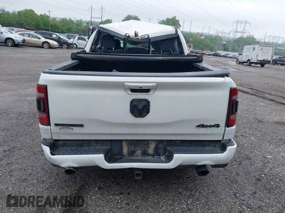 2020 Ram 1500 Big Horn z VIN 1C6SRFFT8LN207821, wystawiony jako IAAI lot #42254465 z przebiegiem 71 158 mil mil oraz . Historia ofert i sprzedaży dostępna na DreamBid. Obrazek 16.
