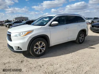 2014 Toyota Highlander XLE with VIN 5TDKKRFH7ES031206, listed as a Copart auction lot 42360325 with 223,995 mi miles and Clean Title. Bid and sale history available at carsss.com. Image 1.