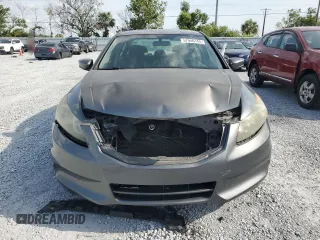 2011 Honda Accord LX z VIN 1HGCP2F32BA024983, wystawiony jako Copart lot #57940145 z przebiegiem 152 832 mil mil oraz Nie do naprawy • Non repairable. Historia ofert i sprzedaży dostępna na DreamBid. Obrazek 5.