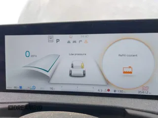 2022 Kia EV6 Wind z VIN KNDC3DLC5N5034625, wystawiony jako IAAI lot #42263100 z przebiegiem 35 412 mil mil oraz . Historia ofert i sprzedaży dostępna na DreamBid. Obrazek 17.