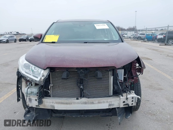 2019 Toyota Highlander SE with VIN 5TDJZRFH8KS993713, listed as a IAAI auction lot 42021246 with 122,078 mi miles and . Bid and sale history available at DreamBid. Image 12.