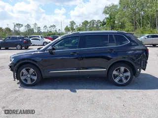 2021 Volkswagen Tiguan SE with VIN 3VV2B7AX1MM150534, listed as a IAAI auction lot 41814162 with 49,079 mi miles. Bid and sale history available at carsss.com. Image 14.